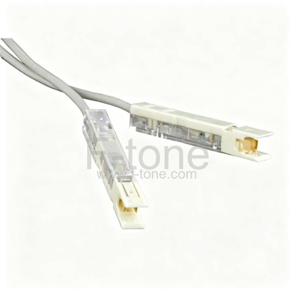 0.5m Cat5e屏蔽双绞线模压跳线