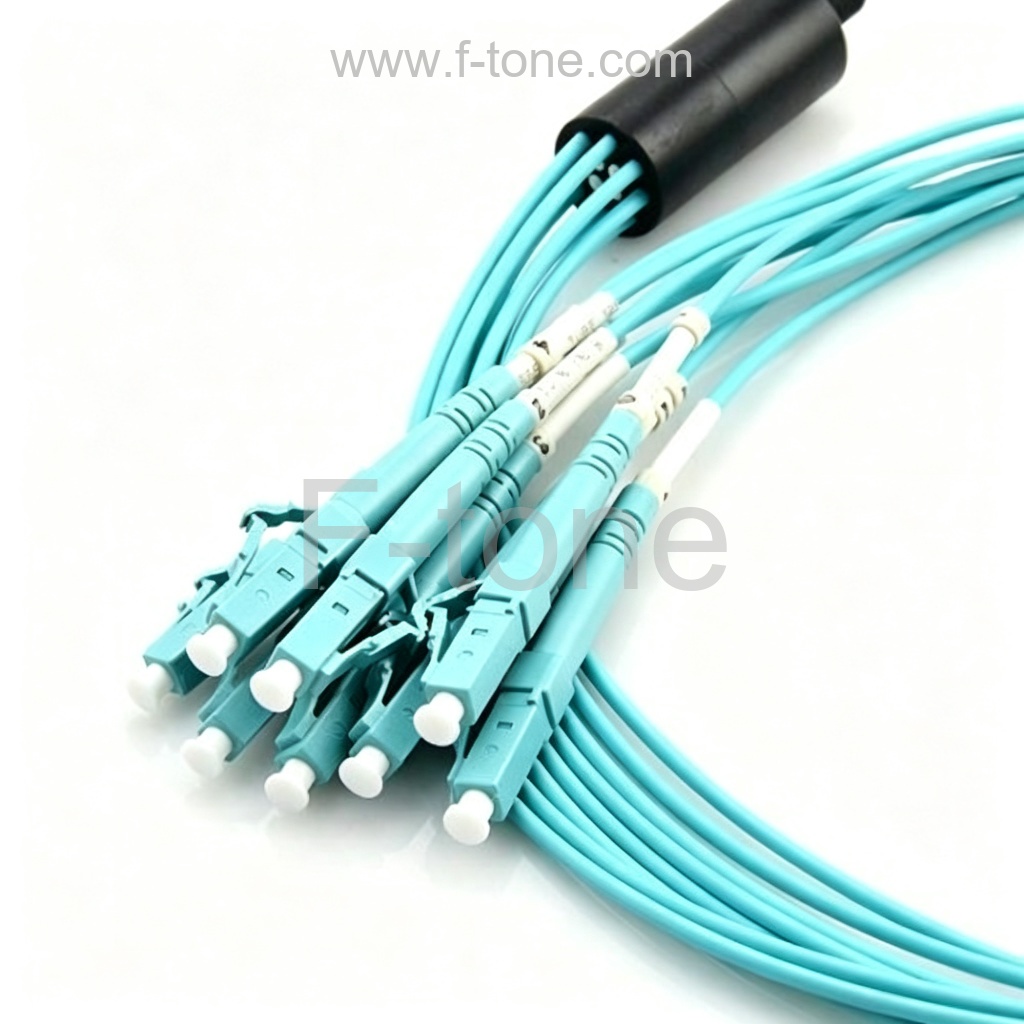 144 芯 OM4 多模 12芯每股 MTP 线束光纤跳线 3.0mm LSZH/Riser