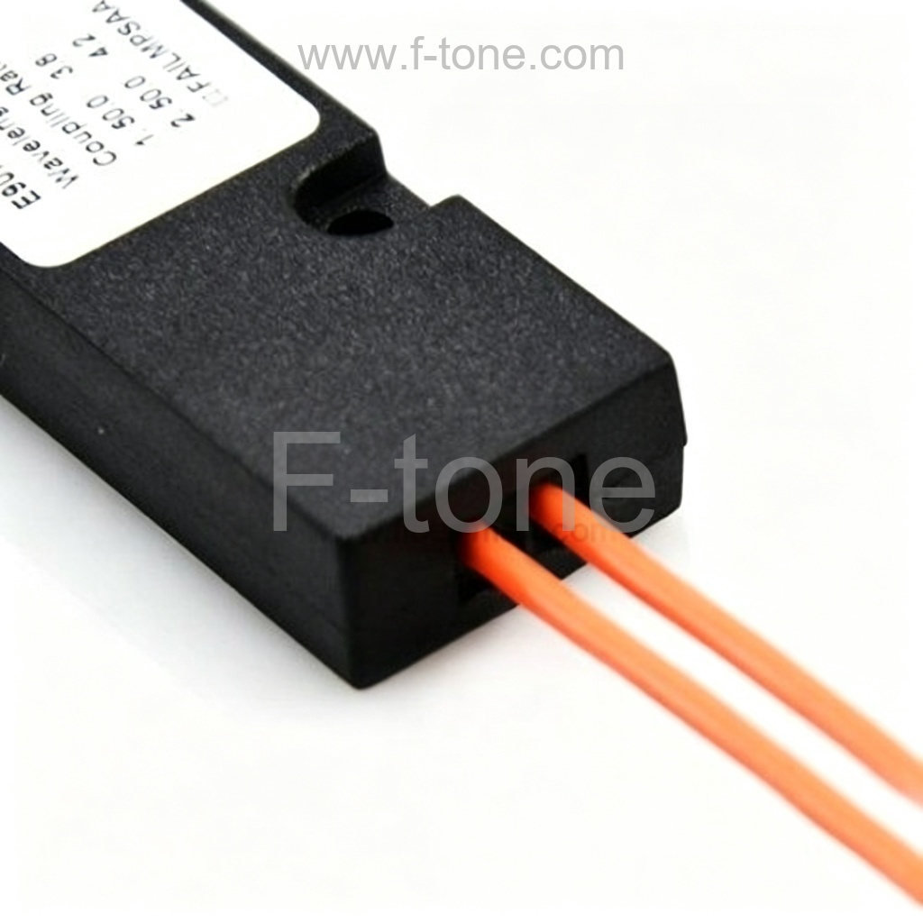 1x2FBT多模单窗口光纤分路器，带ABS盒