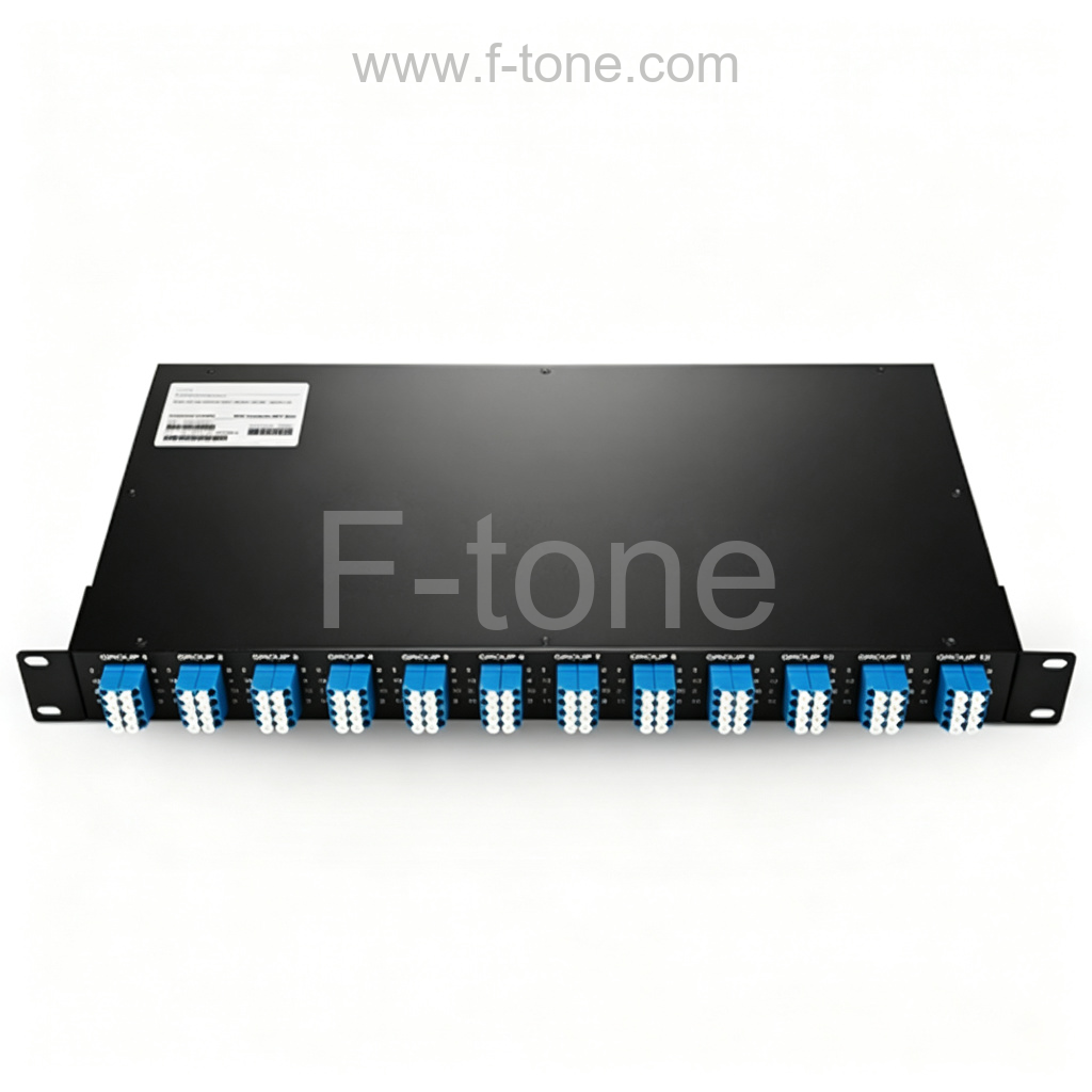96芯光纤机架 12x MTP8 转 LC/UPC 单模 1U 超密度 40GB QSFP+ 分线配线架扁平，MTP 公头 Elite IL 0.35dB，极性 A